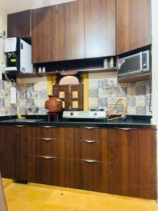 Køkken eller tekøkken på Shri Villa Boutique Homestay