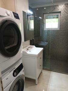 Φωτογραφία από το άλμπουμ του ClausStudio Greenfield Baneasa σε Otopenii de Jos