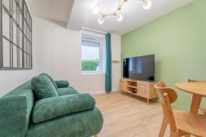 Foto da galeria de Charmant T2 à Chaneins em Chaneins mais 14 fotos