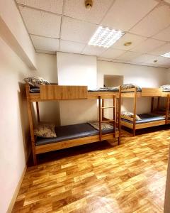 TV a/nebo společenská místnost v ubytování Hostel Cozzydine