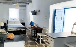 Ένα ή περισσότερα κρεβάτια σε δωμάτιο στο Kastro Gate Apartment ,entrance to an ancient village