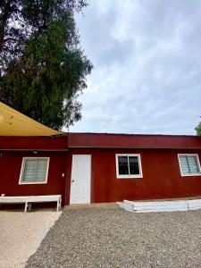 Το κτήριο όπου στεγάζεται  η παραθεριστική κατοικία