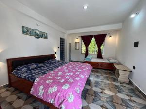 Postel nebo postele na pokoji v ubytování Lake Side Homestay - Pradhan Homestay Mirik