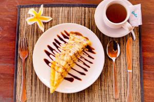 Jídlo v penzionu nebo okolí + 35 fotografií