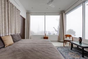 Gallery image of Private Room 1 BR Enclosing the mountains in Bhikia Sain