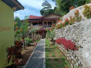Zahrada ubytování Fidodido Guesthouse & Jungle Trekking