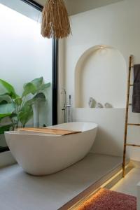 Ένα μπάνιο στο Casa Fiori Villa by Betterplace