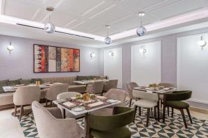 Doubletree By Hilton Amman Hotel & Residences的休息区
