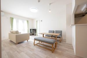 Posezení v ubytování 駅徒歩4分 2LDK apartment