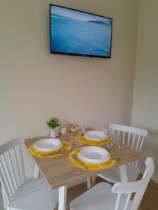 TV a/nebo společenská místnost v ubytování Apartamenty u Joli