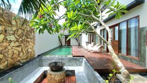 Zahrada ubytování Kies Villas Lombok