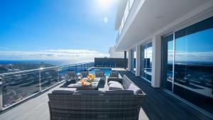 Balkón nebo terasa v ubytování Villa Oceânica by LovelyStay