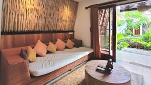 Zahrada ubytování Kies Villas Lombok