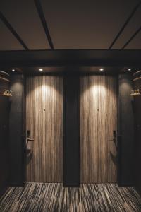 Ein Badezimmer in der Unterkunft Page148, Page Hotels