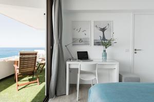 Γενική θέα στη θάλασσα ή θέα στη θάλασσα από  αυτό το διαμέρισμα +33 φωτογραφίες