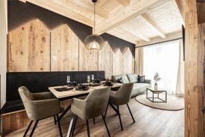 Posezení v ubytování Studio 24 by Hotel Brücke
