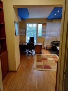 Φωτογραφία από το άλμπουμ του Ισόγειο Στούντιο στα Τρίκαλα