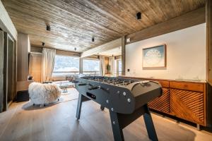 Posezení v ubytování Chalet Luluvert, Saint-Gervais - by EMERALD STAY