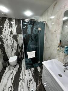 Bagno di Hotel Roma & Tours