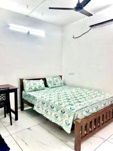 Postel nebo postele na pokoji v ubytování Cozy Nest