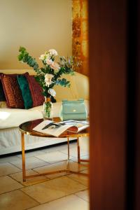 Istumisnurk majutusasutuses Vico Regio Hotel