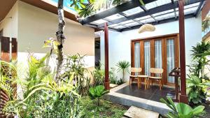 Zahrada ubytování Kies Villas Lombok