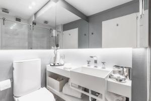 Koupelna v ubytování 1828 Smart Hotel Boutique