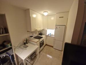 Kuchyň nebo kuchyňský kout v ubytování student appartment in Växjö campus