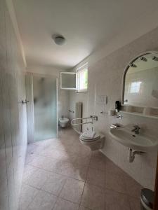 Koupelna v ubytování Hotel Lory - Molveno - Dolomiti