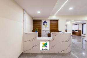 Vstupní hala nebo recepce v ubytování Treebo Iris Executive, Hinjewadi