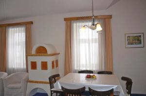 Fotografie z fotogalerie ubytování Apartment Grattschlössl v destinaci Sankt Johann in Tirol