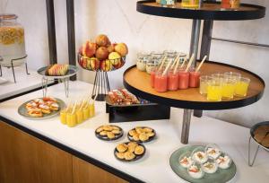 Eten bij of ergens in de buurt van het hotel


