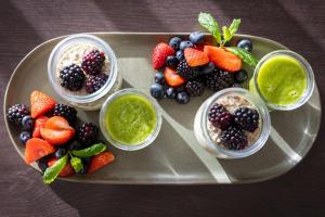 Eten bij of ergens in de buurt van het hotel

