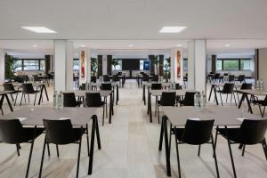 Een restaurant of ander eetgelegenheid bij NH Amsterdam Zuid