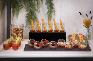 Eten bij of ergens in de buurt van het hotel

