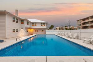 Πισίνα στο ή κοντά στο Beachside Villa