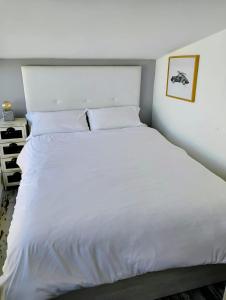 Postel nebo postele na pokoji v ubytování Atico España