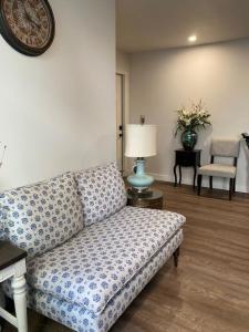 Fotografie z fotogalerie ubytování Trendy 1B 1BA Private Suite - Walkable to Old Town v destinaci Scottsdale + 2 fotografie