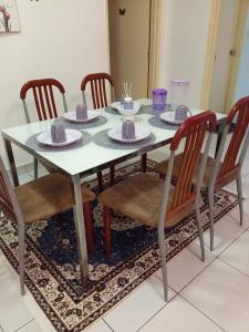 Φωτογραφία από το άλμπουμ του The Purple Home σε Puchong