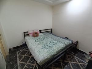 Lohiānwāla的住宿－Husnain hostels Gujranwala，相簿中的一張相片
