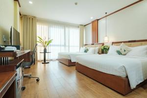 Μια τηλεόραση ή/και κέντρο ψυχαγωγίας στο Sunset Westlake Hanoi Hotel