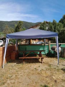 En generel udsigt til bjerge eller udsigt til bjerge taget fra lejligheden