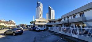 Το κτήριο όπου στεγάζεται  το διαμέρισμα