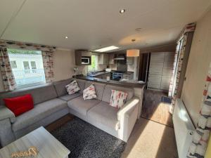 A kitchen or kitchenette at Swift