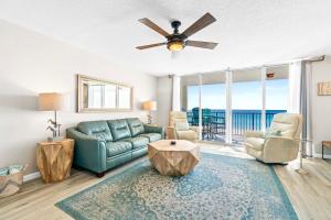 Imagen de la galería de Brand New! BeachFront, SPECTACULAR VIEWS, LRG BALCONY, en Fort Walton Beach
