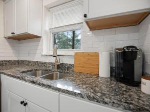 Gallery image of Cozy Charming Unit In Takoma Park in Takoma Park
