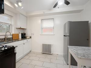 Gallery image of Cozy Charming Unit In Takoma Park in Takoma Park