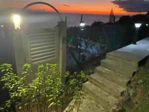 Alba o tramonto visti dall'interno dell'appartamento o dai dintorni