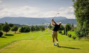Golf pri apartmáne alebo okolí