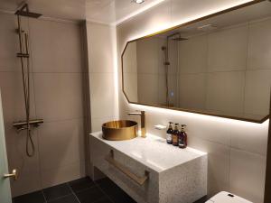 Ένα μπάνιο στο Suwon Hotel Insta +44 φωτογραφίες